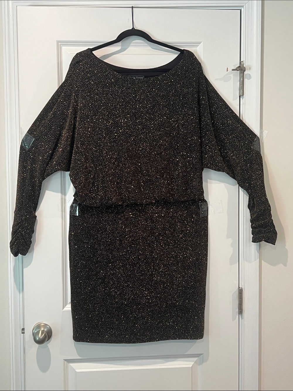 Jessica Howard Black Metallic Long-Sleeve Cocktail Dress